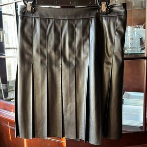 New faux leather pleated skirt